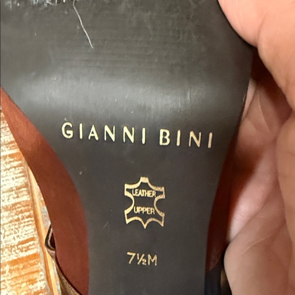 Gianni Bini Bronze and Gold Heels - Picture 8 of 10